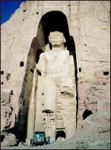 AFGHAN-HERITAGE-STATUE